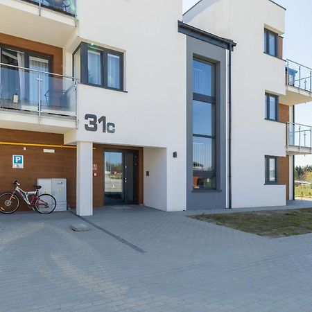 Nadmorski Apartament Z Parkingiem W Ustroniu Morskim By Noclegi Renters Ustronie Morskie Exterior foto